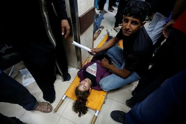 Foto - Gazze'de kanlı sabah! Katil İsrail öldürmeye devam ediyor: Her yer Filistinli çocukların cesetleriyle dolu