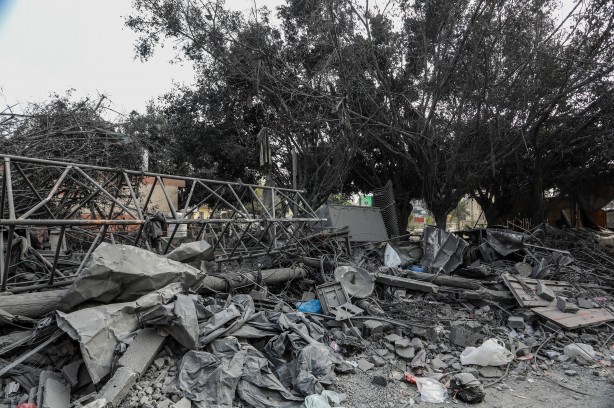 Foto - Gazze’de katliam devam ediyor: İsrail'in Gazze'ye düzenlediği saldırılarda şehit 7 bin 703