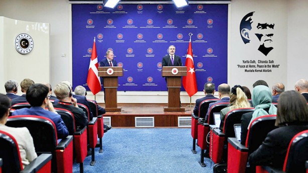 Foto - Gazze’de katliam yapan Siyonist İsrail’de, Kıbrıs harekatı tekrarlar mı korkusu! Ayşe tatile çıkabilir!