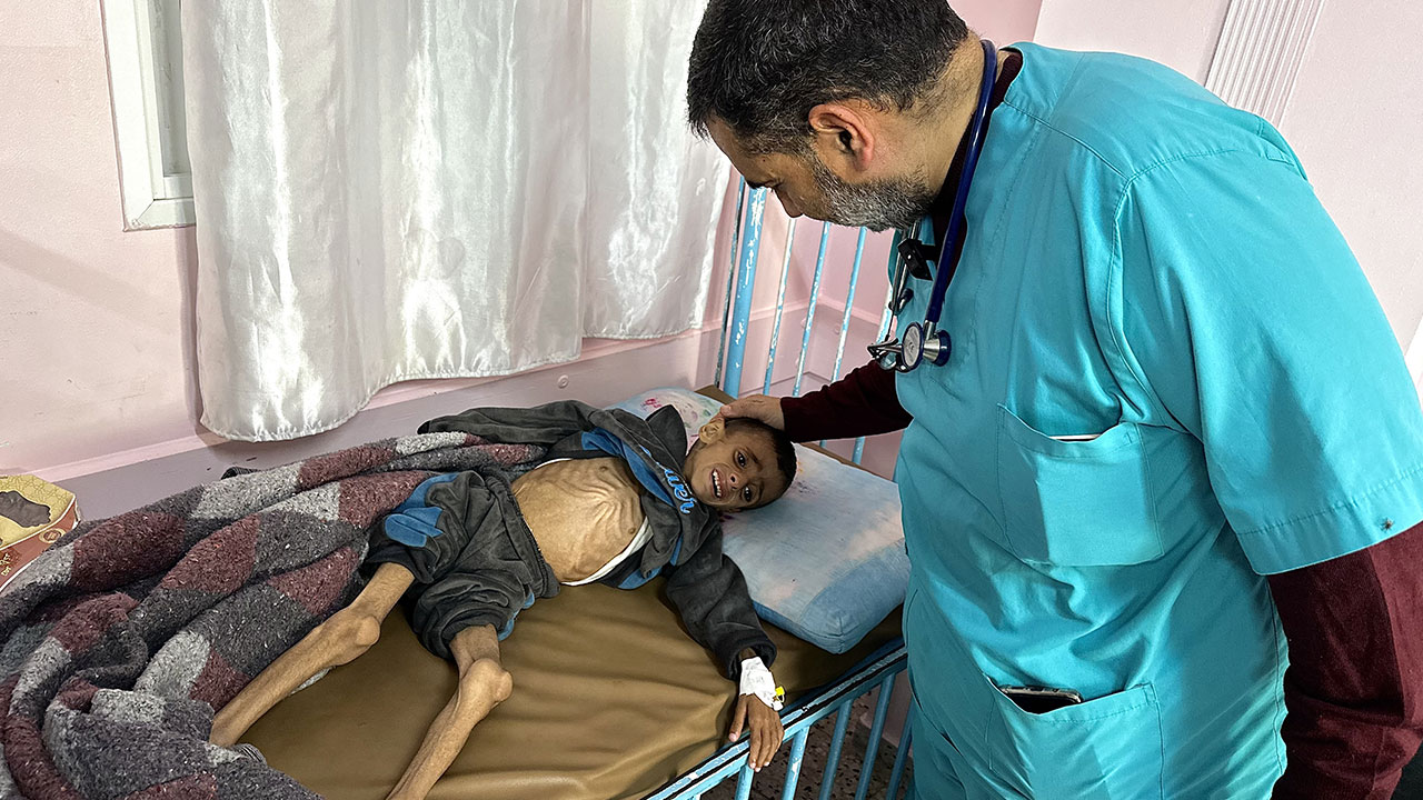 Foto - Gazzeli çocuklar açlıkla boğuşuyor