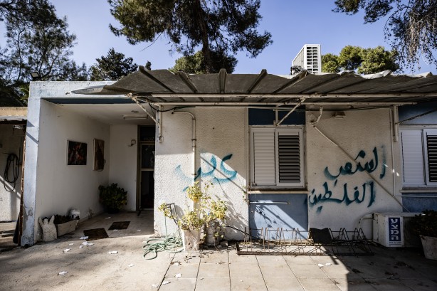 Foto - Gazzeliler cephe dışında da suya ulaşmakta zorluk yaşıyor! Kirli su karaborsada satılıyor