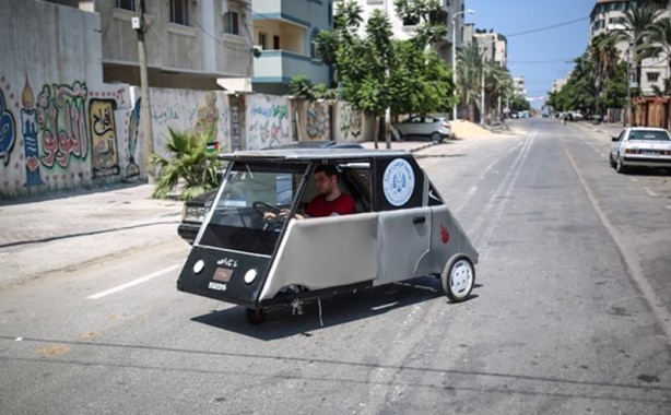 Foto - Gazze'nin ilk güneş enerjili aracı 