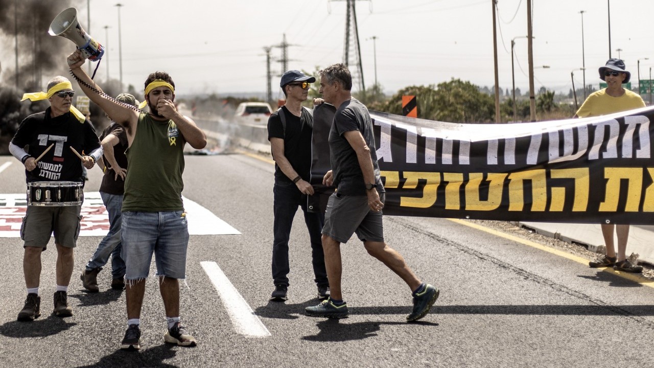  İsrail'e karşı İsrailli protestocular otoyolları kapattı! ﻿Gazze'de abluka can almaya devam ediyor