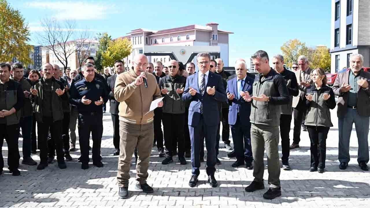 ‘Gazze’ye Umut Ol’maya koştular: Erzurum’da mazlumlar için hayır çarşısı