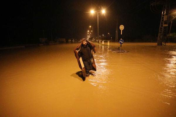 Foto - Gazze'yi sel vurdu