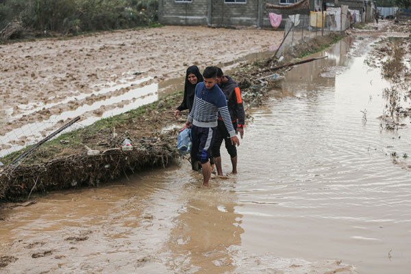 Foto - Gazze'yi sel vurdu