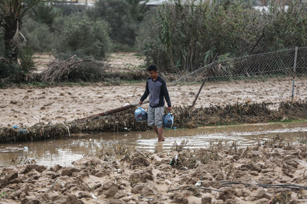 Foto - Gazze'yi sel vurdu