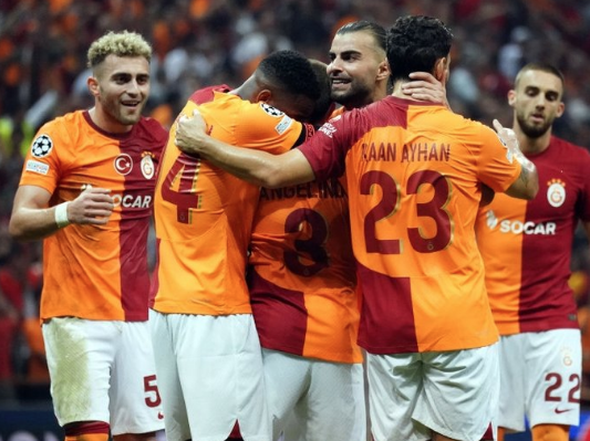 Foto - Gece 2'de transfer toplantısı! Hedef artık 4 Eylül...