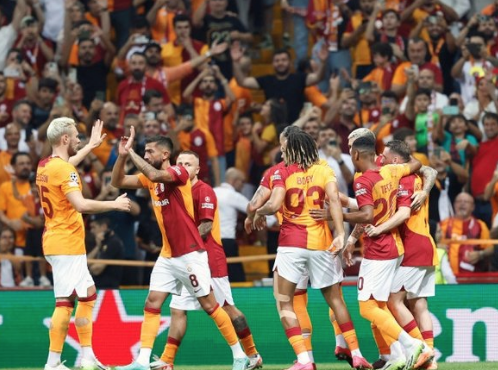 Gece 2'de transfer toplantısı! Hedef artık 4 Eylül...