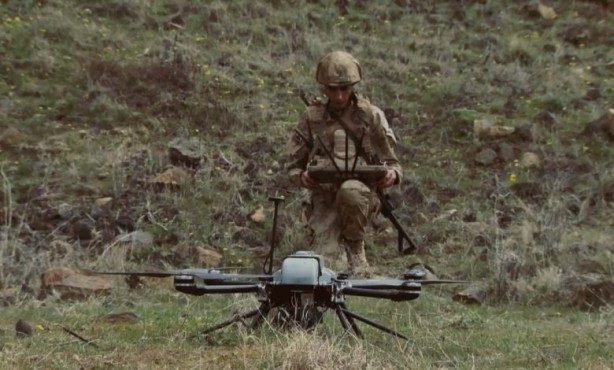 Gece-gündüz her şeyi görüyor! Türkiye'nin yeni İHA'sını bir ülke daha apar topar gelip satın aldı