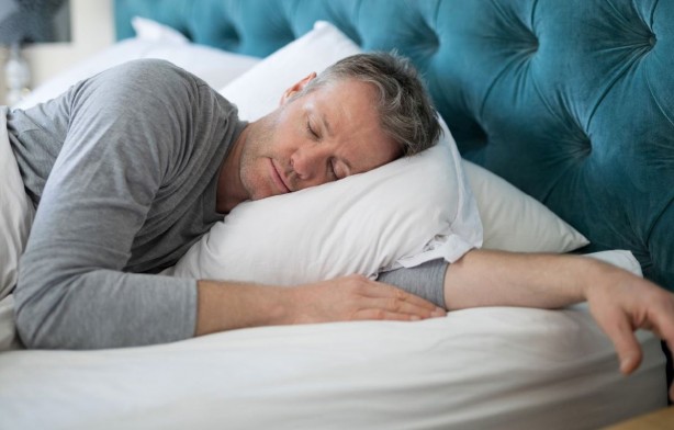 Foto - Gece terlemesi neden olur! İşte nedenleri