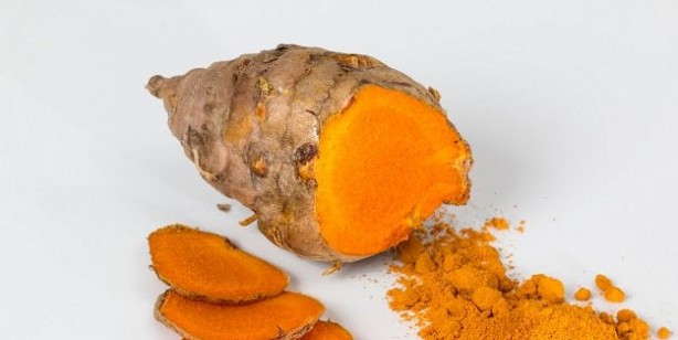 Foto - Gece uyumadan önce zerdeçallı süt içerseniz ne olur? Sonucu görün, bakın neler oluyor: Kimse bu etkilerini bilmiyor! 