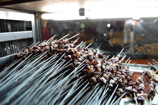 Foto - Gecede 3 ton ciğer tüketiyorlar