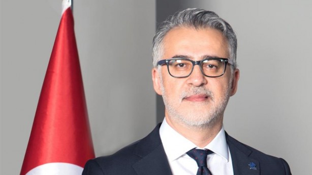 Foto - Geçen yıl Cumhurbaşkanı atamıştı! O isim, görevinden apar topar istifa etti! Hiç kimse bunu beklemiyordu