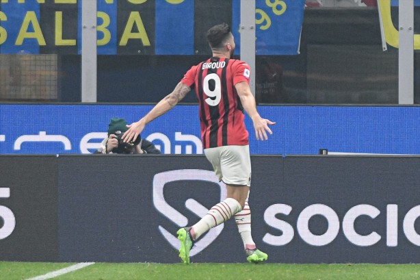 Foto - Gecenin derbisinde gülen taraf Milan oldu