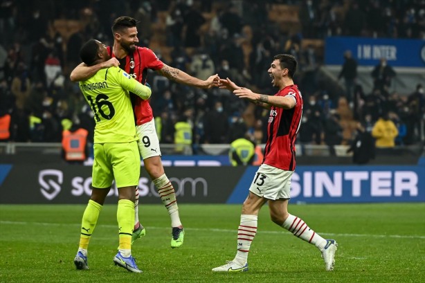 Foto - Gecenin derbisinde gülen taraf Milan oldu