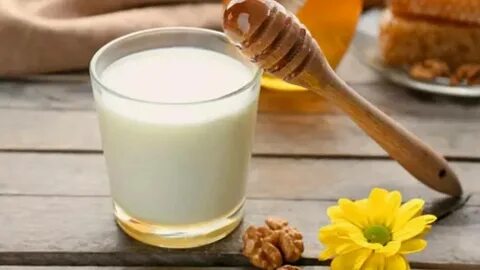 Foto - Geçmeyen grip için kurtarıcı karışım: Sütün içine 3 diş ekleyin! Sabaha zımba gibi uyanacaksınız