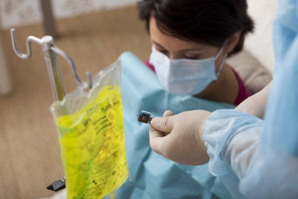 Foto - Geçmeyen öksürük akciğer kanseri belirtisi