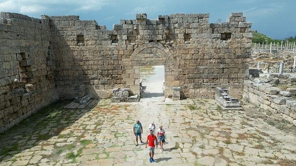 Foto - Geçmişi milattan önce 3000'li yıllara uzanıyor! İşte Aspendos Antik Kenti'ne alternatif 