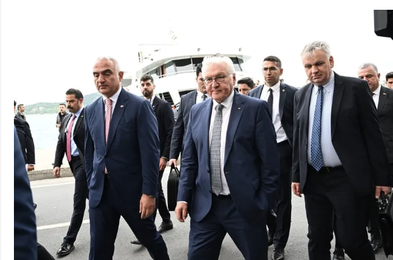 Foto - Gel bakalım Steinmeier! Masada konuşulacak çok konu var