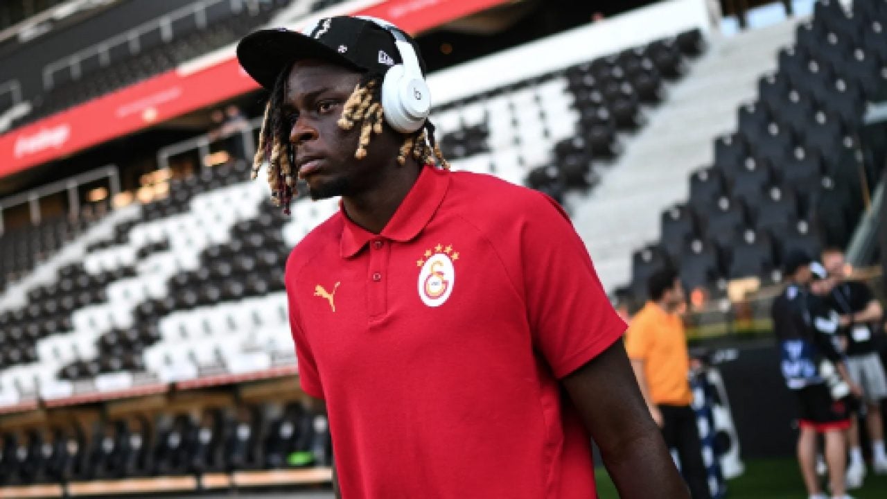 Foto - Geldiği gibi gidiyor: Galatasaray'da yeni transfer takımdan ayrılmak istiyor!