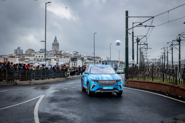 Foto - Geleceğin aracı Togg, TUR’u 60. yılına taşıdı!