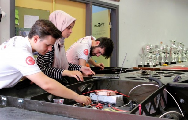 Foto - Geleceğin otomobili Türkiye turunda