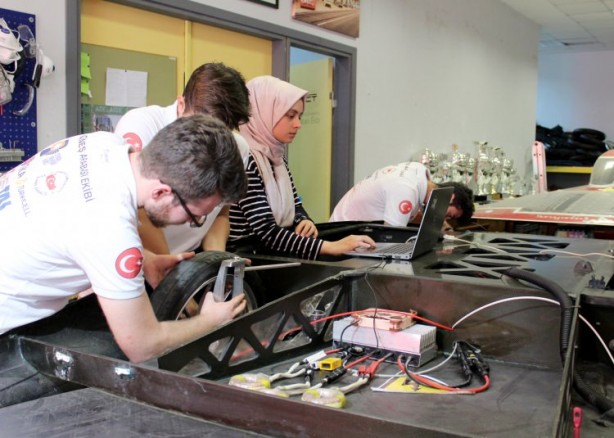 Foto - Geleceğin otomobili Türkiye turunda