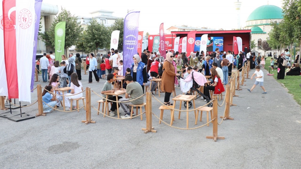 Foto - Geleneksel Oyunlar Tırı Muş'ta