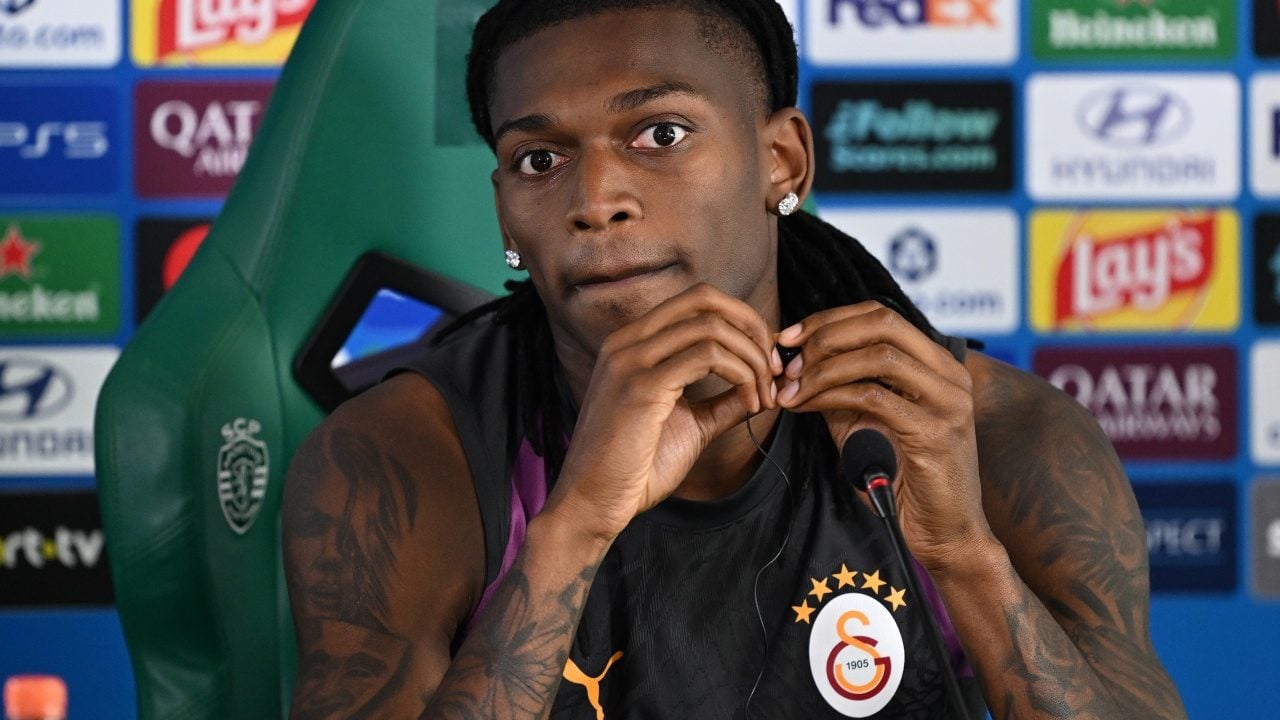 Foto - Gelin birlikte coşalım modunda artık... Barış'ın jokerliği Leao'ya yarıyor! Forma garantisi