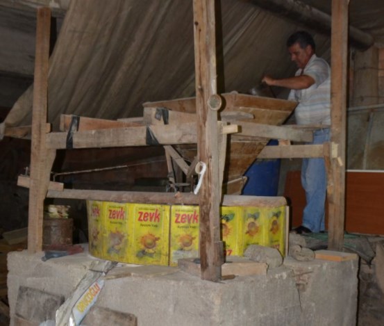 Foto - Gelişen teknolojiye adeta kafa tutuyor! Antalya’da merak uyandıran görüntüler