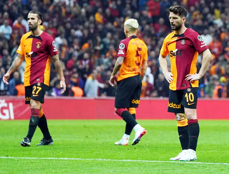 Foto - 'Geliyor' diyerek açıkladılar... Cim-Bom'un yıldızına Alman devi talip!