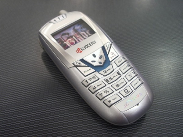 Foto - Gelmiş geçmiş en kötü tasarıma sahip 10 telefon