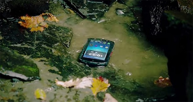 Foto - Gelmiş geçmiş en sağlam telefonlar