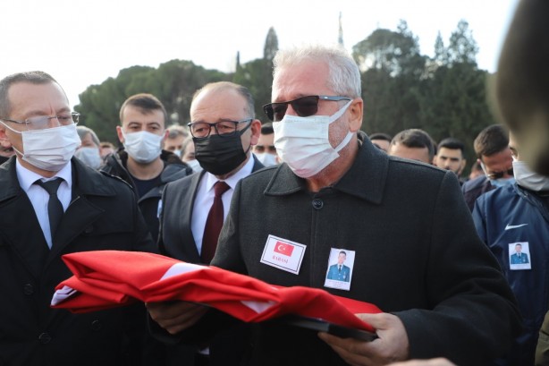 Foto - Genç astsubay memleketi Manisa'da toprağa verildi