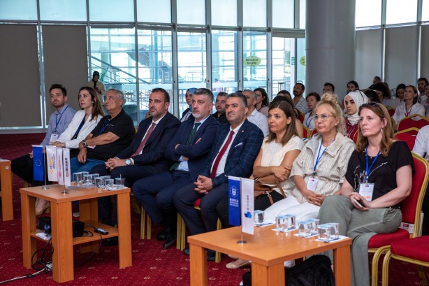 Foto - Genç girişimciler bu merkezde yetişiyor