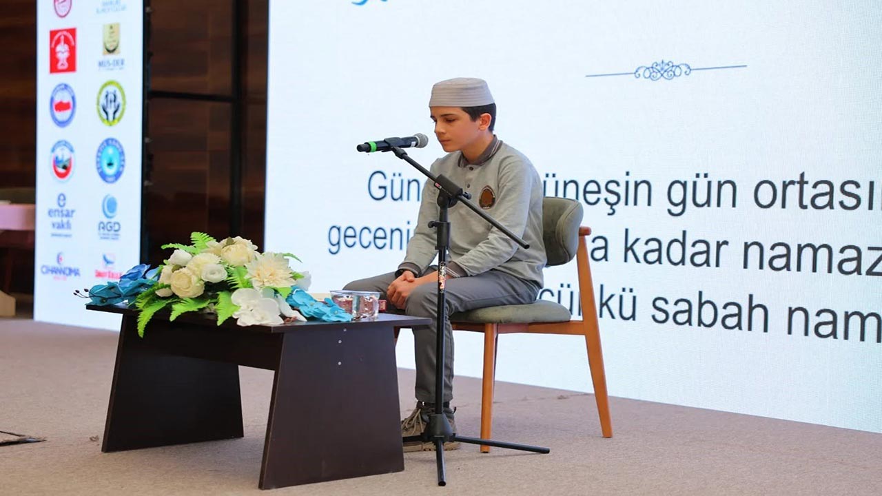 Genç hafızlar kıyasıya yarıştı! Bölge finali Bayburt’ta yapıldı