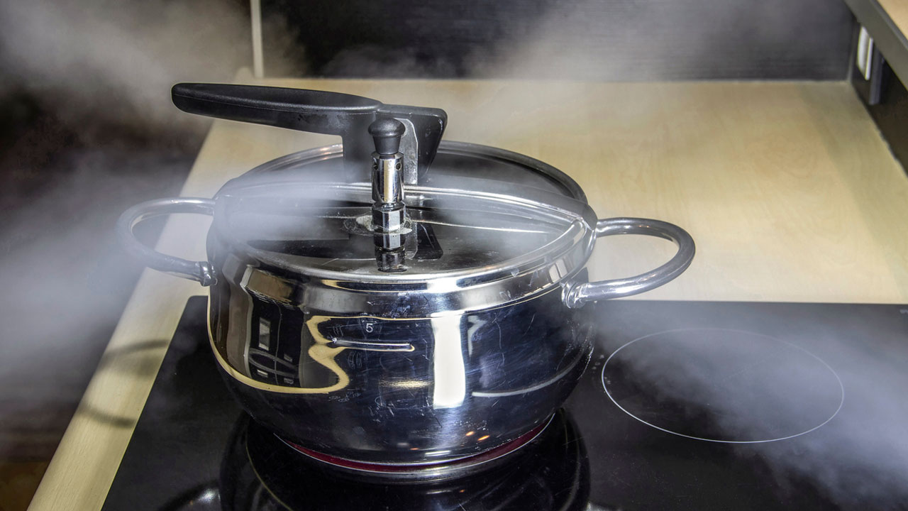 Genç kadın hayatının kabusunu yaşadı! Her evde var sonuçları ağır olabilir