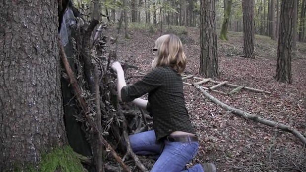 Foto - Genç kadın öyle bir şey yaptı ki...