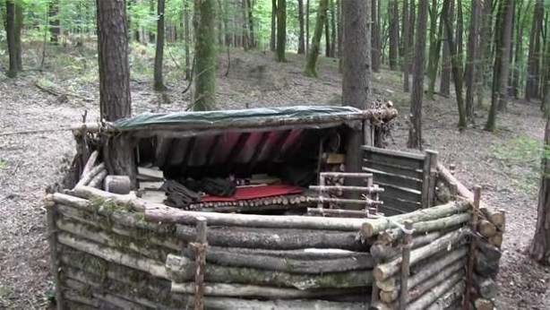 Foto - Genç kadın öyle bir şey yaptı ki...