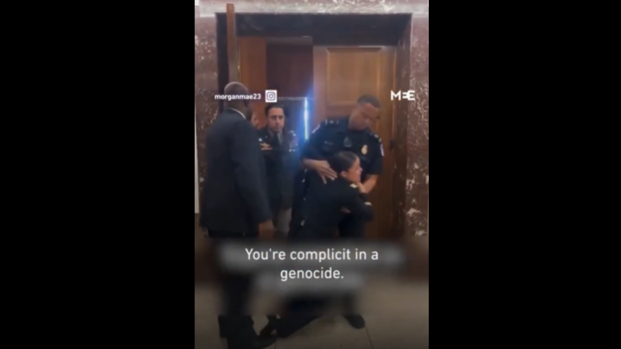 Foto - Gazze’de SOYKIRIM var! Genç subaylar rahatsız! Ama Türkiye’de değil… Mahkeme salonundan inanılmaz görüntüler