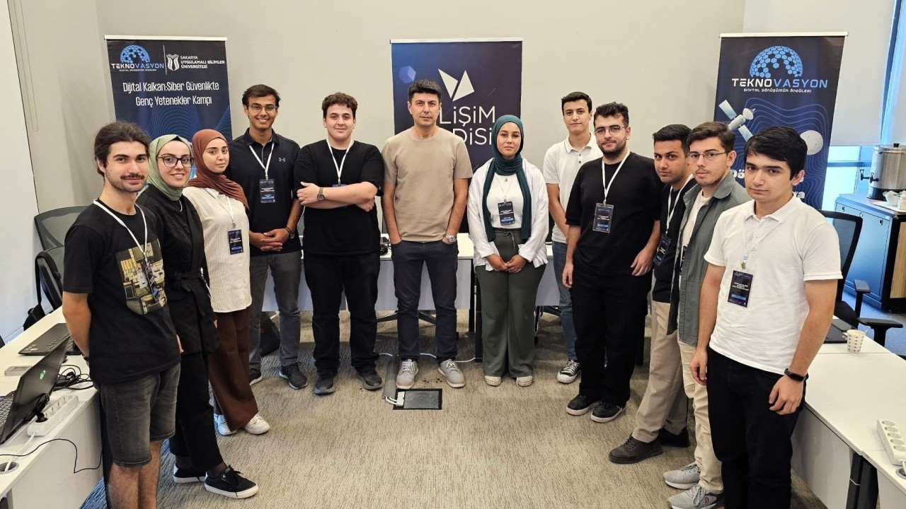 Foto - Gençler için siber güvenlik kampı