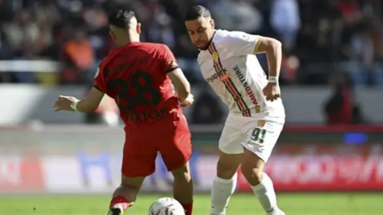 Foto - Gençlerbirliği 90+2’de puanı kaptı: Son dakikada gelen gol Amedspor'u liderlikten etti