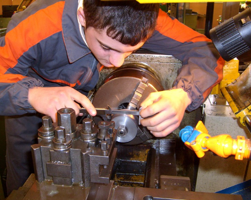 Foto - Gençlere süper teşvik! Sigorta primi ve vergi teşviki 3 yıl sürecek