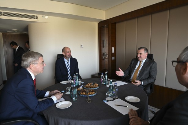 Foto - Gençlik ve Spor Bakanı Osman Aşkın Bak'tan kritik görüşme! Tüm detaylar açıklandı...
