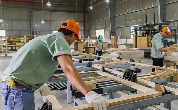 Foto - Genel müdür öldü! Mobilya devi iflas etti... Koltuk, çekyat sudan ucuza satılacak