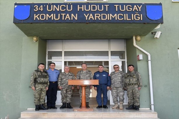 Foto - Genelkurmay Başkanı Akar, Hakkari'de incelemelerde bulundu