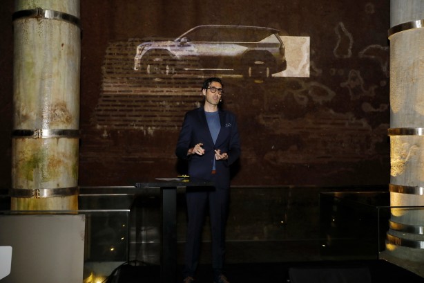 Foto - Geniş ailelere müjde! Kia EV9 Türkiye’ye ezberleri bozmaya geldi! Otomobilin göz alıcı tasarımı ise bir Türk’e ait! Bu devasa aracın fiyatı ne kadar?