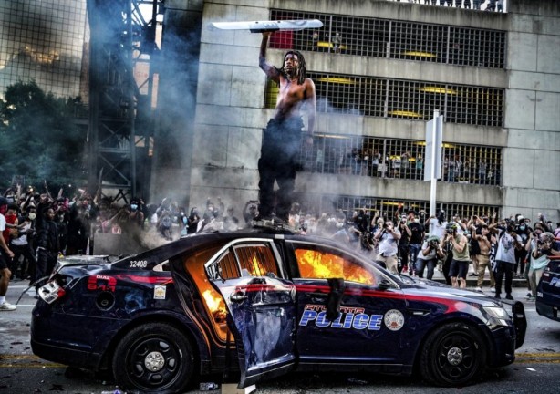 Foto - George Floyd ölüm yıl dönümünde unutulmadı