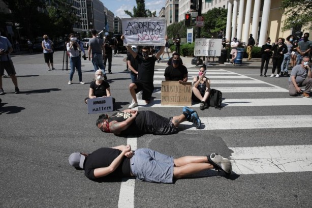 Foto - George Floyd ölüm yıl dönümünde unutulmadı